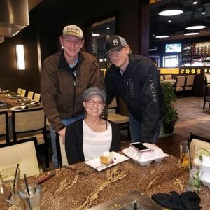 Meet your Posher, Hunter